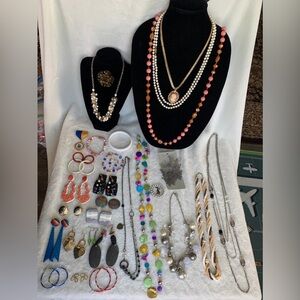 Large Vintage Costume Jewelry Lot 30 Pieces Necklaces Earrings Brooches Bundle